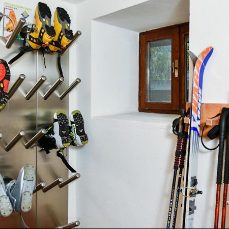 Ciasa Lino Aloch Apartman Pozza di Fassa Kültér fotó