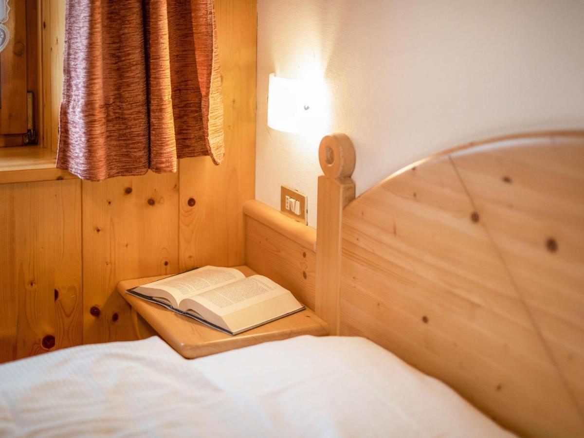 Ciasa Lino Aloch Apartman Pozza di Fassa Kültér fotó